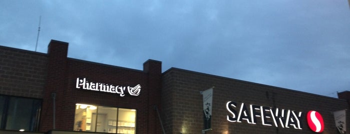 Safeway is one of Emylee’s Liked Places.