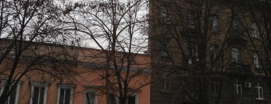 Сквер Веры Холодной / Vera Kholodnaya square is one of Orte, die Yevgeniy gefallen.