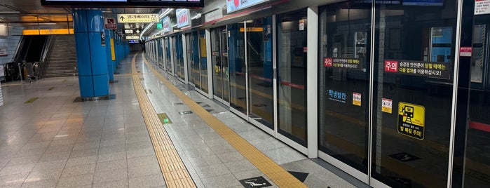 Myeongdeok Stn. is one of Daegu Subways.