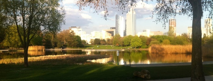 Parc André Malraux is one of สถานที่ที่ Thorsten ถูกใจ.