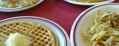Huddle House is one of Restaurant To-Do List 2.