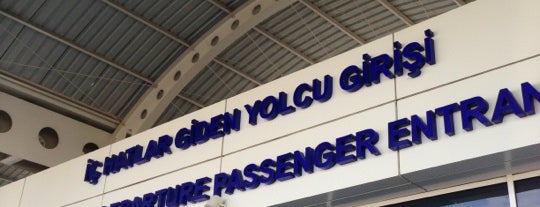 Терминал внутренних рейсов is one of Veysel : понравившиеся места.