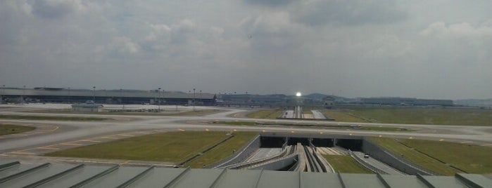 Aéroport international de Kuala Lumpur (KUL) is one of All-time favorites in Malaysia.