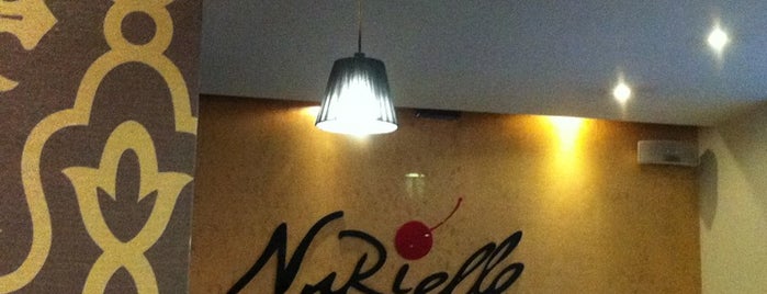 Nurielle is one of Madrid: Cafés, Teterías, Chocolaterías.