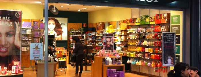 The Body Shop is one of สถานที่ที่ Antonio ถูกใจ.
