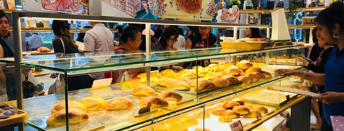 BreadTalk is one of Tampines Ctr.
