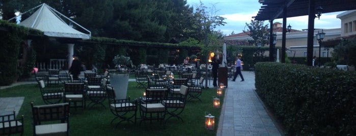 Alfredo's garden is one of Greek Food Hangouts.