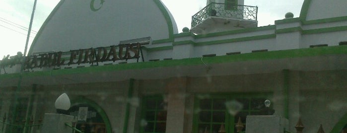 Babul Firdaus is one of MosQues in Makassar.