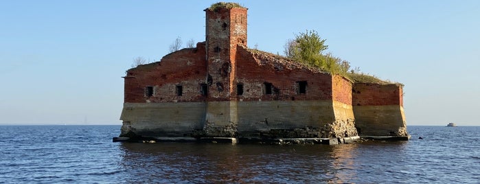 Форт «Пороховой» is one of UNESCO World Heritage Sites in Russia / ЮНЕСКО.