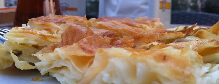 Aslı Börek is one of Zuhalさんのお気に入りスポット.