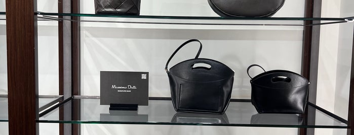 Massimo Dutti is one of Барса.