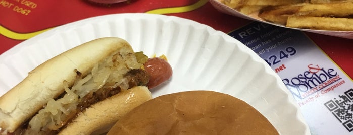 Famous Uncle Al's Hotdogs is one of The 15 Best Places for French Fries in Chesapeake.