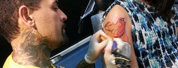 Jack tattoo is one of Locais curtidos por Fernanda.
