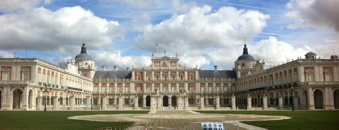 Palacio Real de Aranjuez is one of Madrid Essentials.