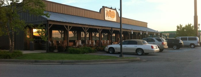 Cracker Barrel Old Country Store is one of Branson 2012.