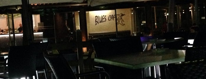 Blues Cafè is one of Manuela’s Liked Places.