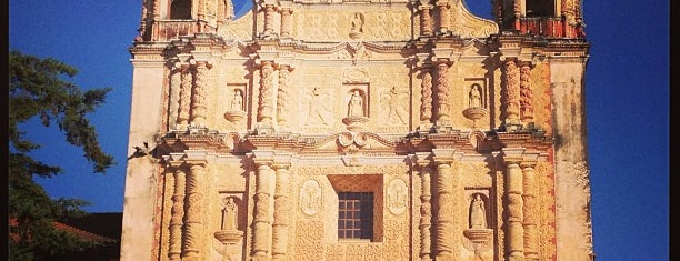 Iglesia De Santo Domingo is one of Lugares favoritos de Yolis.