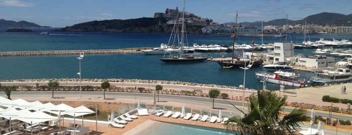 Hotel El Corso Ibiza is one of Tempat yang Disukai Emilio.