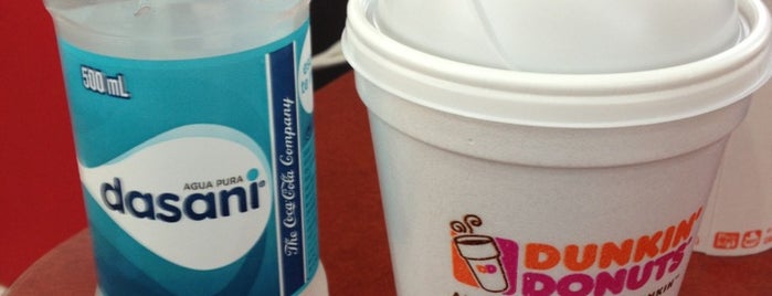 Dunkin’ Donuts is one of Max'ın Beğendiği Mekanlar.