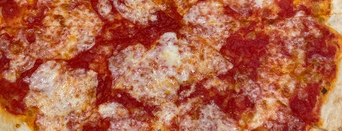 Marinara Pizza is one of Midtown east lunch spots.