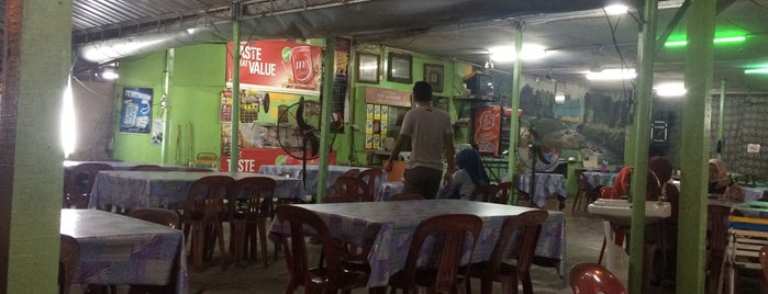 Restoran Sri Kandis is one of Makan @Utara #9.