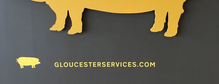 Gloucester Services (Southbound) is one of Locais curtidos por Daniel.