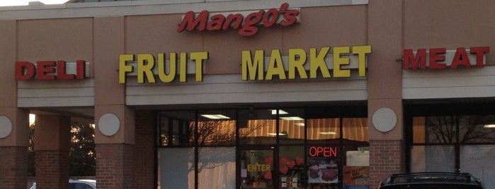 Mango's Fruit Market is one of Good food in Michigan.