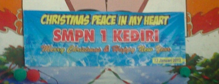 SMPN 1 Kediri is one of Social Activities.