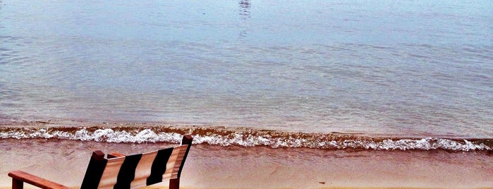 Astir Beach is one of Greece 🇬🇷.