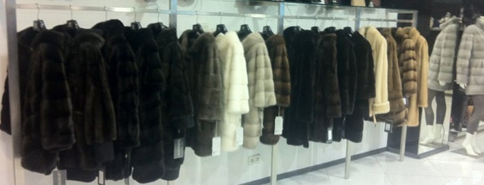fashion furs is one of Меховые магазины г. Киев.