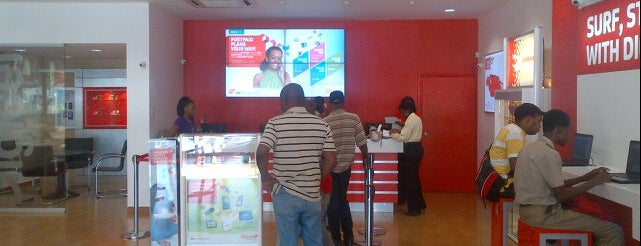 Digicel Tropical Plaza is one of Floydieさんのお気に入りスポット.