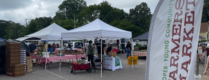 Cooper-Young Community Farmers Market is one of Gonerfest 18.
