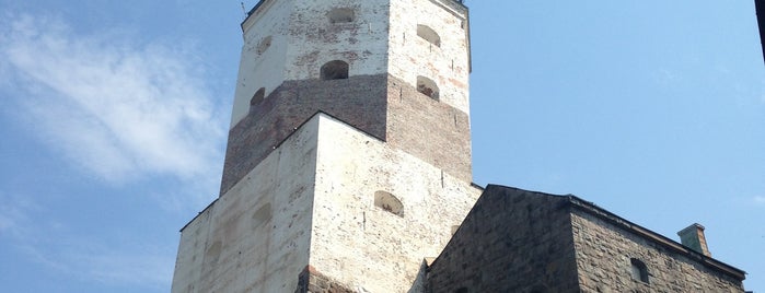 Vyborg Castle is one of 100 чудес России.