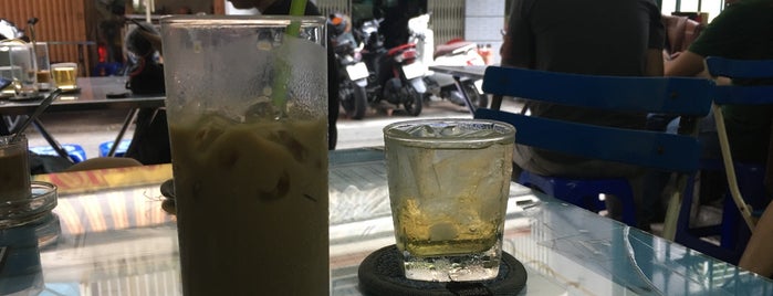 Cafe Cheo Leo is one of Vietnam.