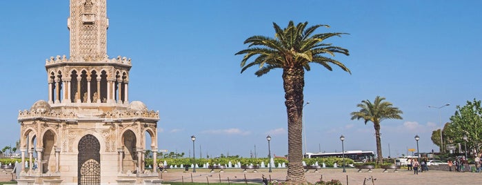 İzmir OtoShow Fuarı is one of Berkan'ın Beğendiği Mekanlar.