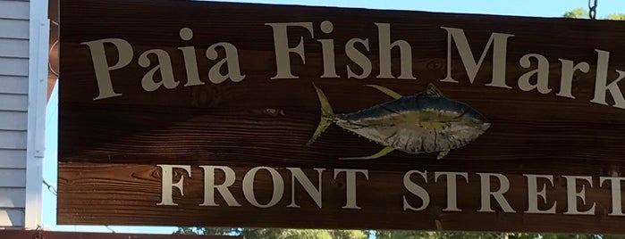 Paia Fish Market Front Street is one of Posti che sono piaciuti a Robert.