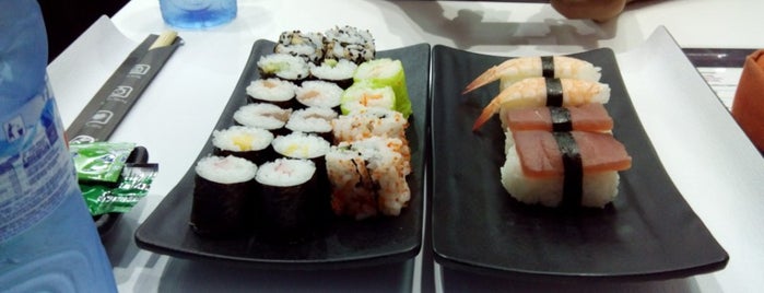 Sushi More Fresh & Casual is one of Restaurantes.