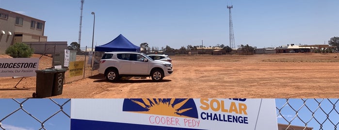 Coober Pedy is one of สถานที่ที่ Andreas ถูกใจ.