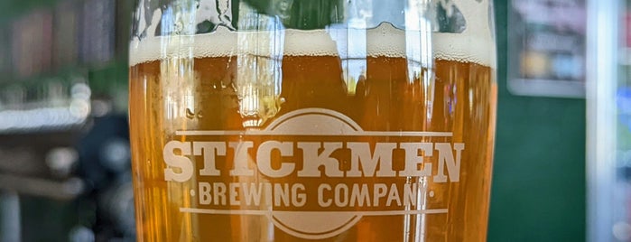 Stickmen Brewing Company is one of Orte, die Calvin gefallen.
