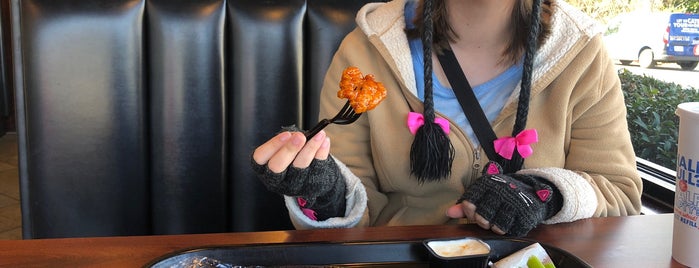 Zaxby's Chicken Fingers & Buffalo Wings is one of Good Eats on Eastern Shore.