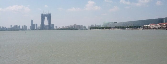 Jinji Lake is one of leon师傅 : понравившиеся места.