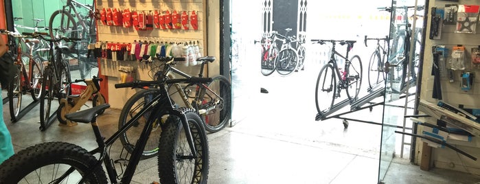 Pedale Bikes is one of para aconchegar amores.