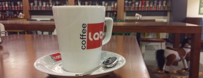 Coffee Lab is one of Barış 님이 좋아한 장소.