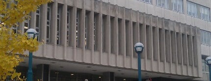 Madison City Hall County Building is one of Posti che sono piaciuti a Rick E.