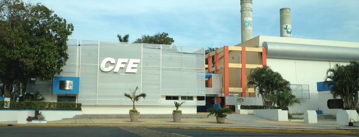 CFE Dos Bocas is one of สถานที่ที่ José ถูกใจ.