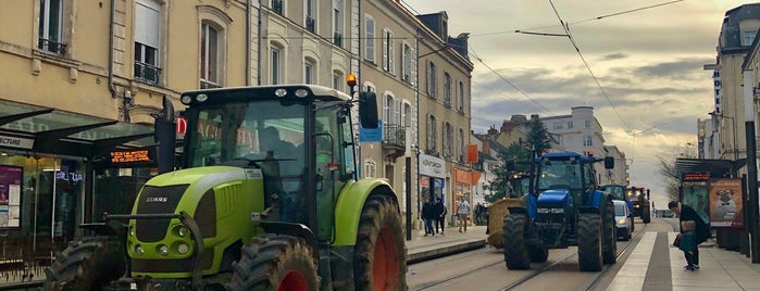 Avenue du Général Leclerc is one of Le Mans.