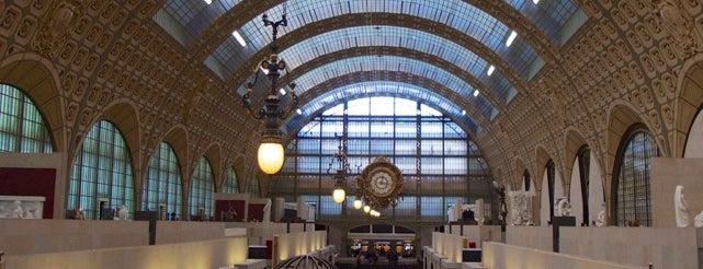 Museo d'Orsay is one of Incontournable de Paris.