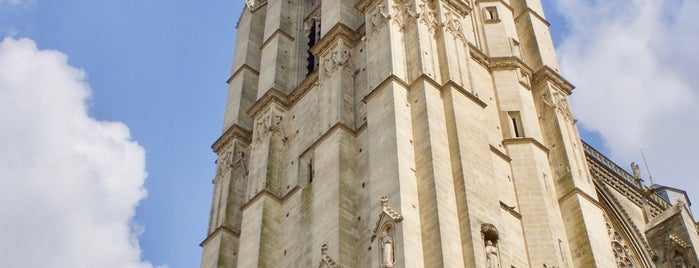 Cattedrale di San Giuliano di Le Mans is one of Sarthe.