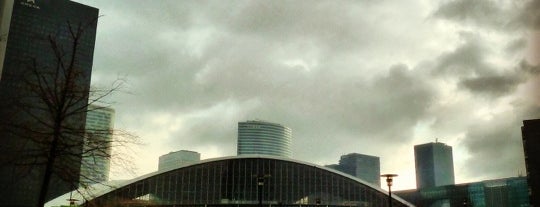 Allée de l'Arche is one of La Défense.