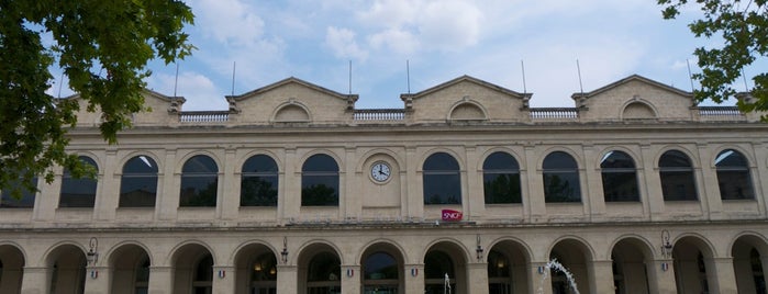 Gare SNCF de Nîmes is one of Gares de France.